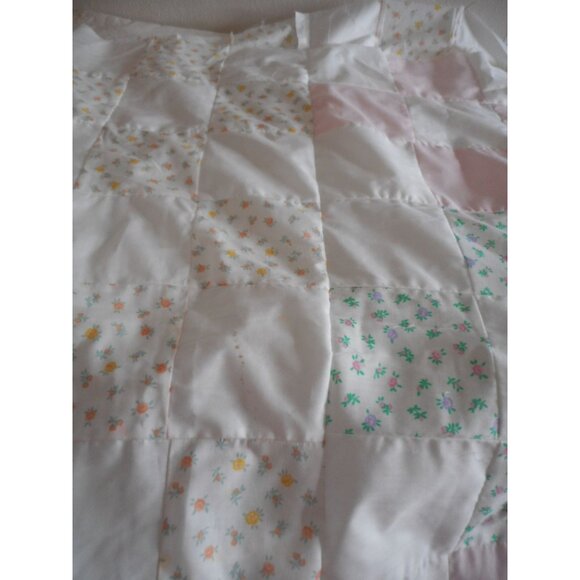 Floral patchwork Quilt top Quilted square Estate find  80 x 40 " - Picture 9 of 9